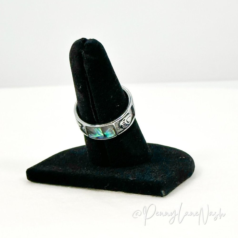 Vintage Irridecent Stone with Bear Paws Ring in Silver Metal - Picture 3 of 6